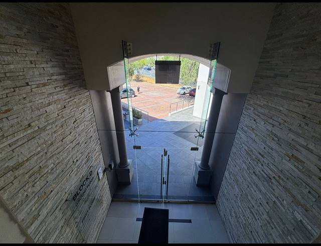 395M² OFFICE TO LET IN TYGER VALLEY